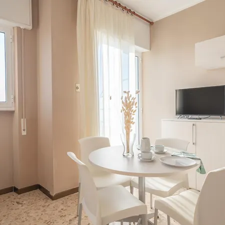 Sabrina Aparthotel Ceriale