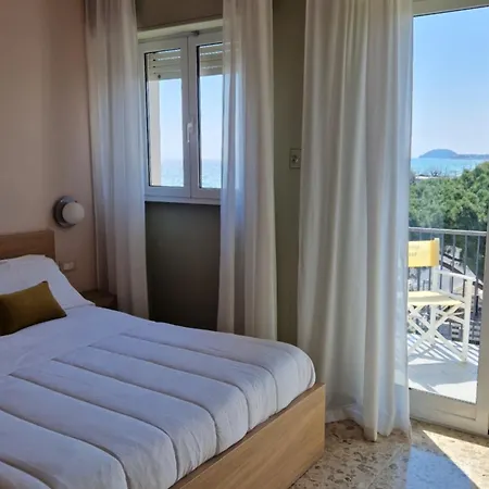 Sabrina Aparthotel 3*