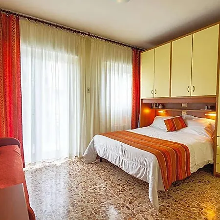 Sabrina Aparthotel Ceriale